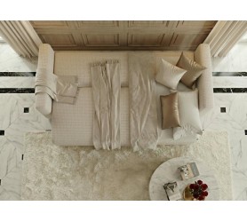 Kadr z góry na powierzchnię spania sofy Lusso